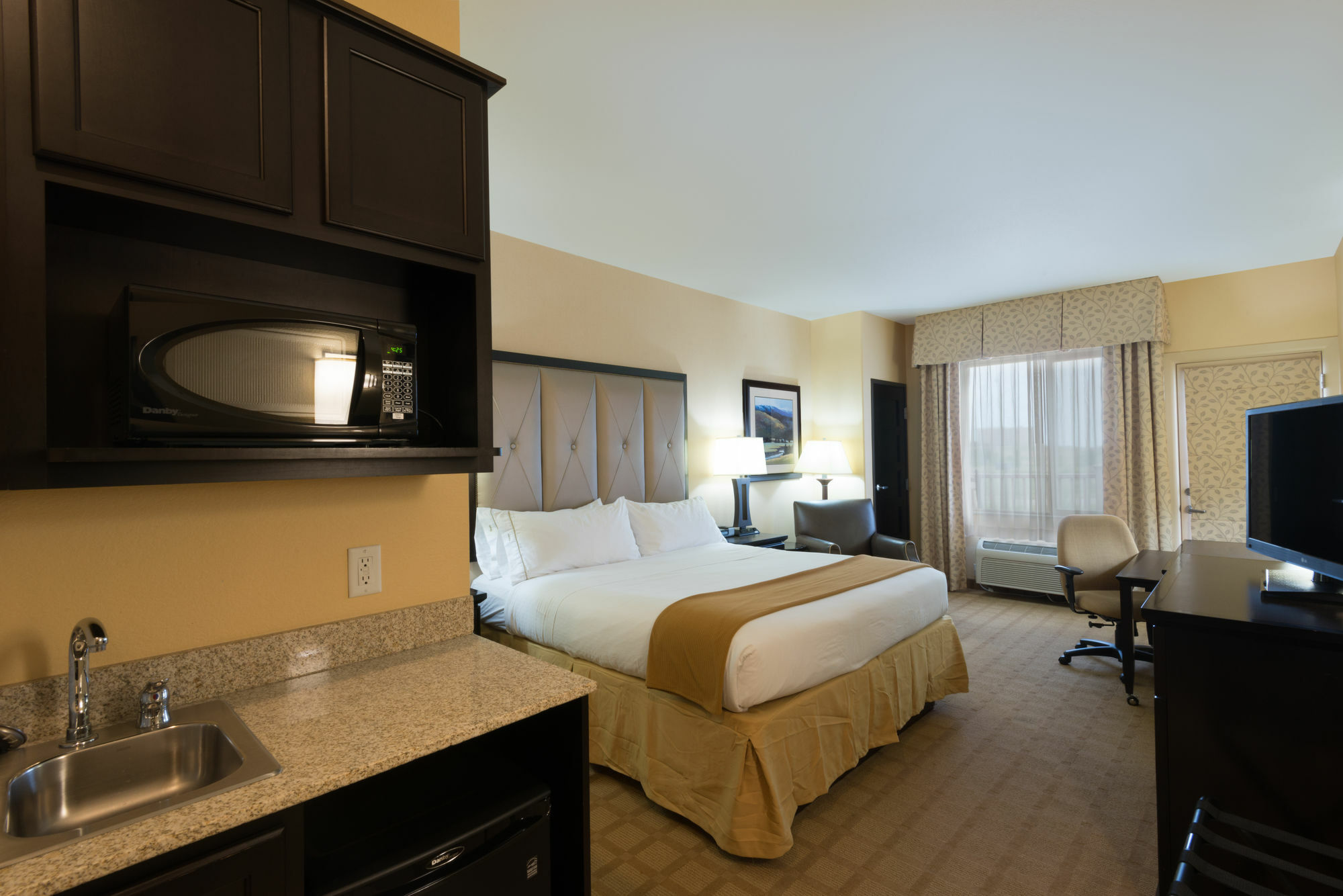 Comfort Inn & Suites Brighton Denver Ne Medical Center Ngoại thất bức ảnh